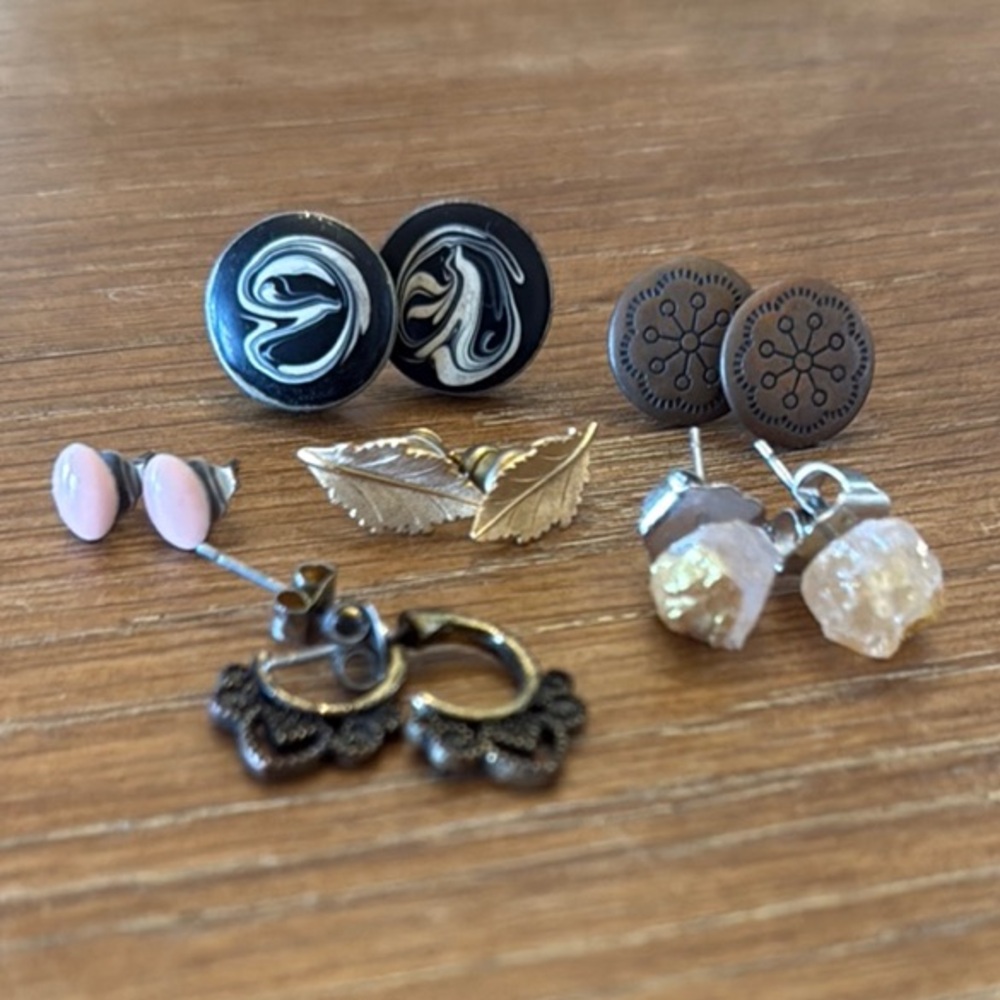 Assorted Earrings Set